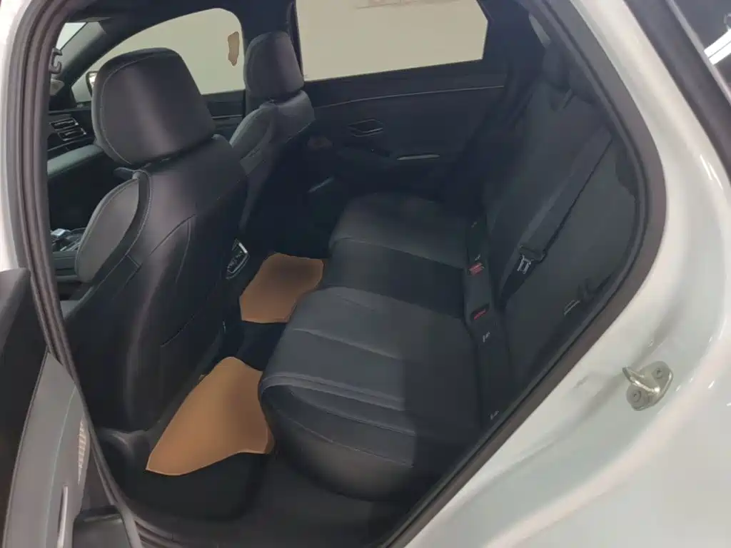 BYD Qin L — миниатюра 17