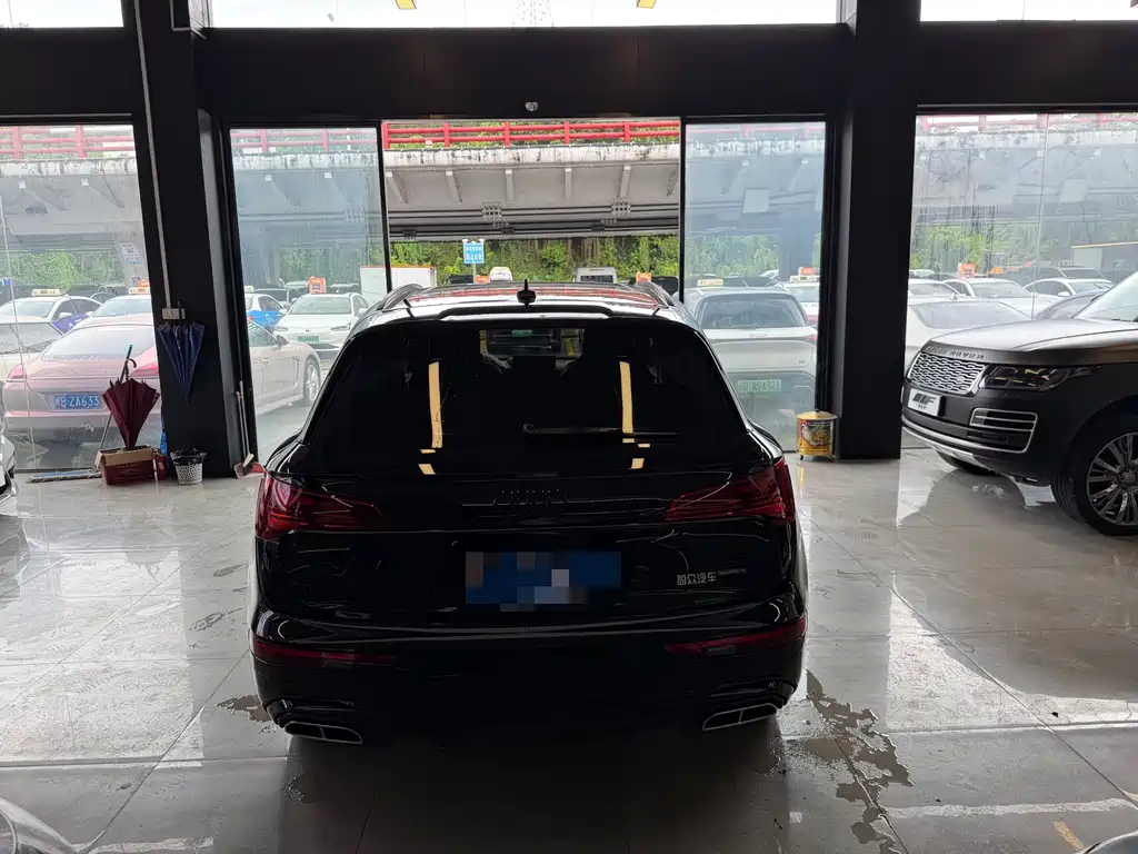 Audi Q5L — миниатюра 5