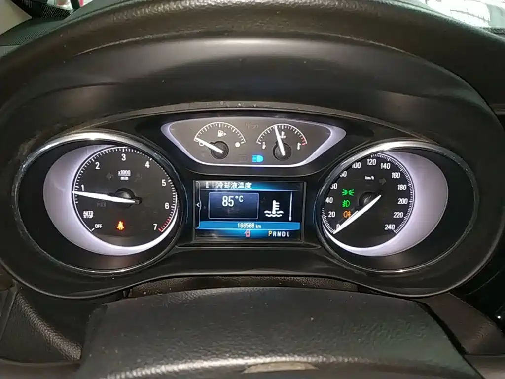 Buick Envision Plus — миниатюра 12