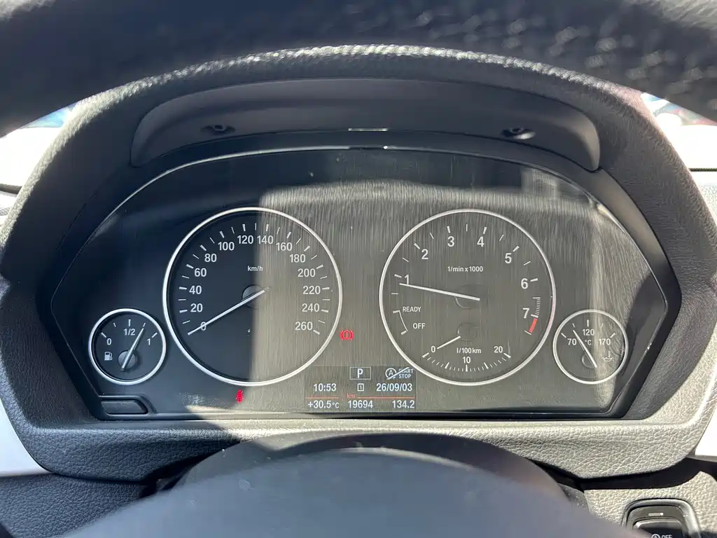 BMW 3 Series — миниатюра 10
