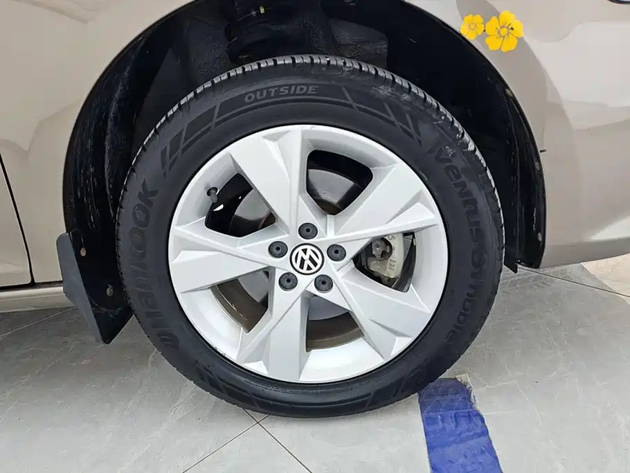 Volkswagen Bora — миниатюра 6
