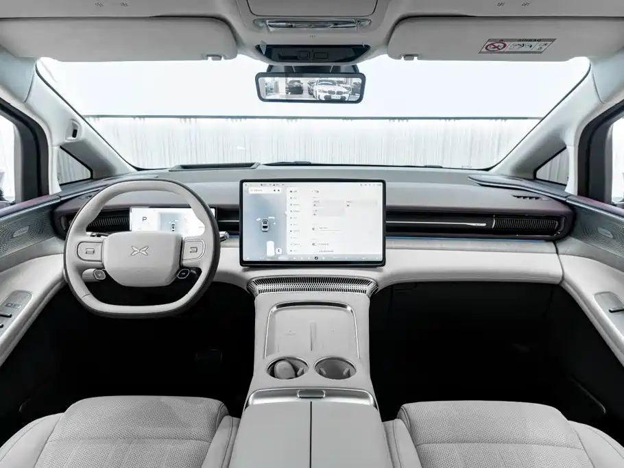 XPeng X9 — миниатюра 20