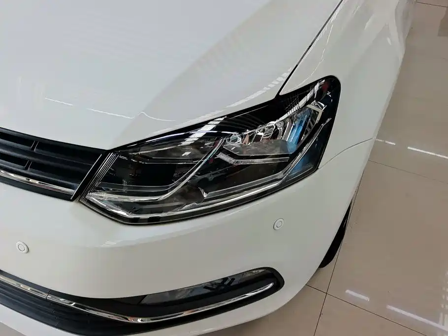 Volkswagen Polo — миниатюра 5