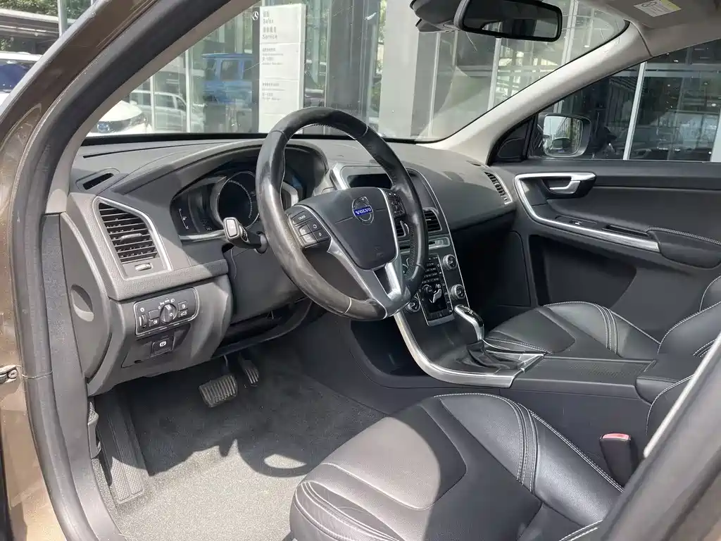 Volvo XC60 2015 T5