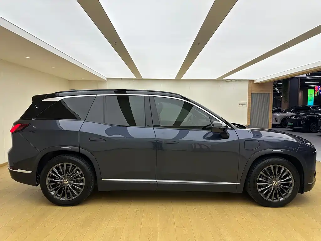 NIO ES8 — миниатюра 18