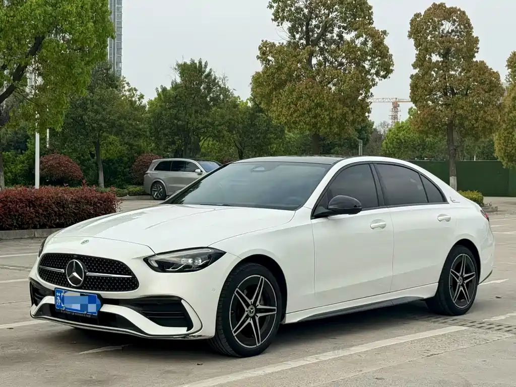 Mercedes-Benz C-Class 2023