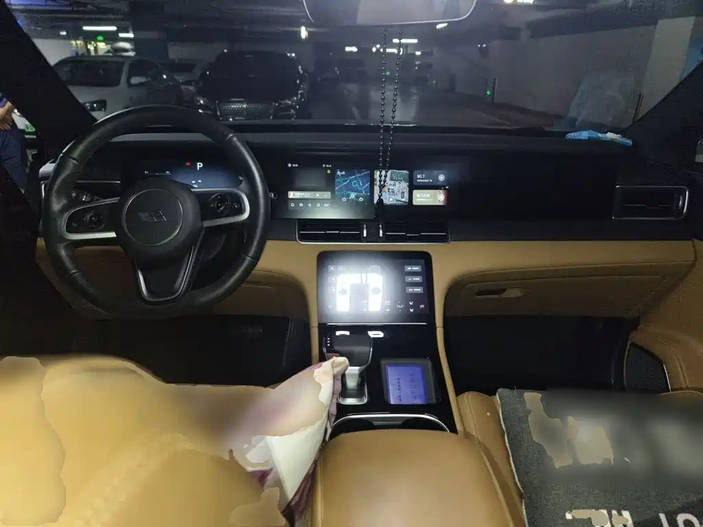 Li Auto Li ONE — миниатюра 10