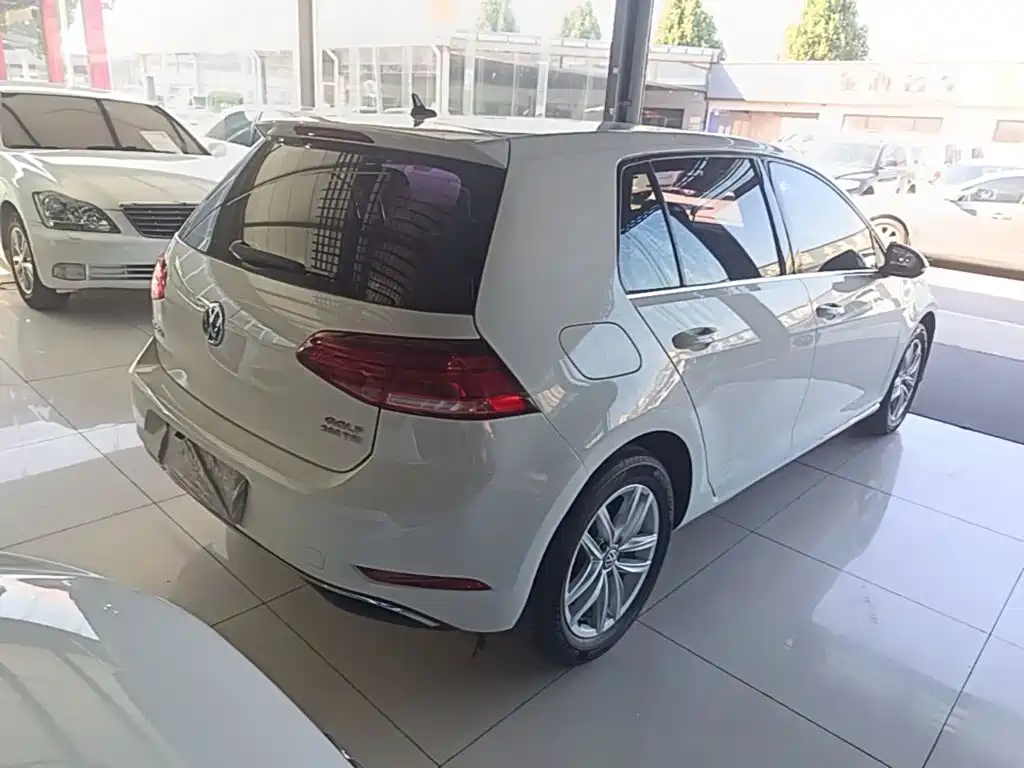 Volkswagen Golf — миниатюра 7