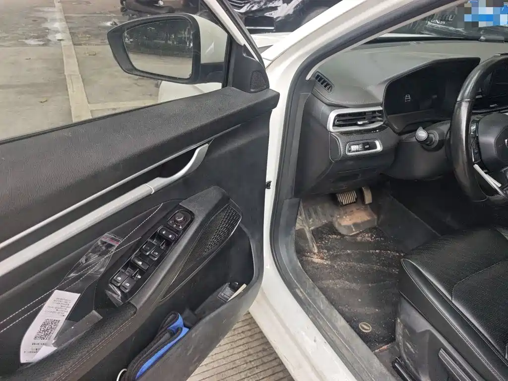 Geely Emgrand — миниатюра 12