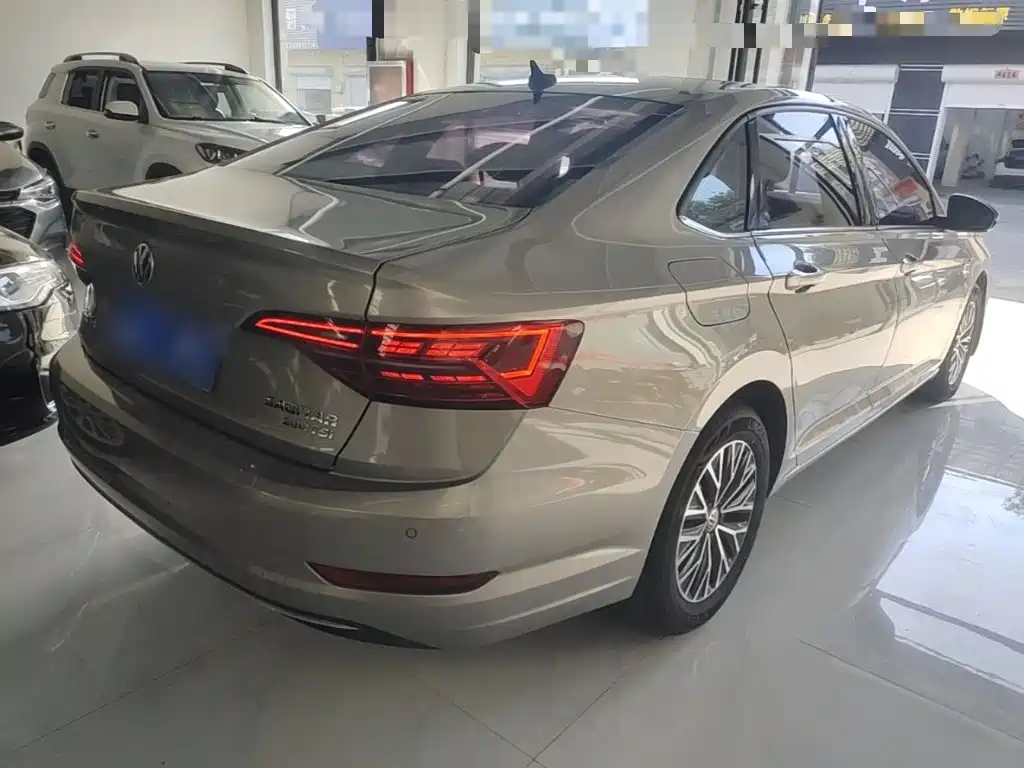 Volkswagen Sagitar — миниатюра 7