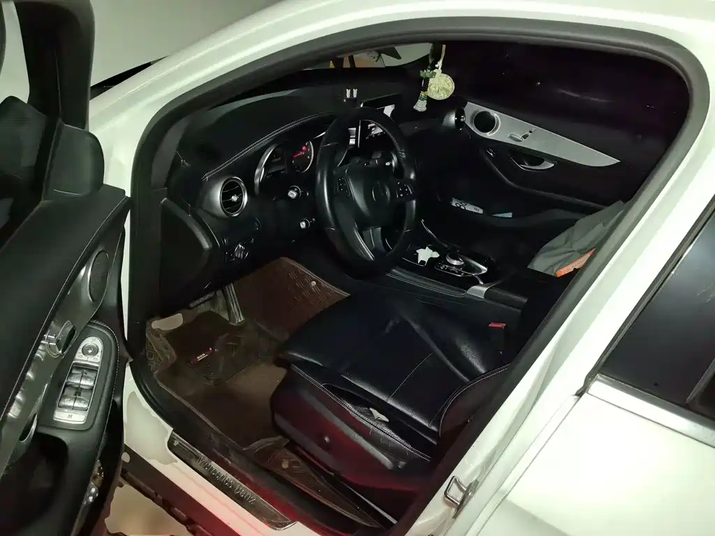 Mercedes-Benz GLC — миниатюра 12