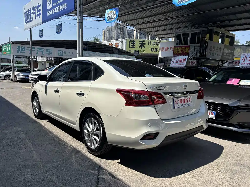 Nissan Sylphy — миниатюра 10