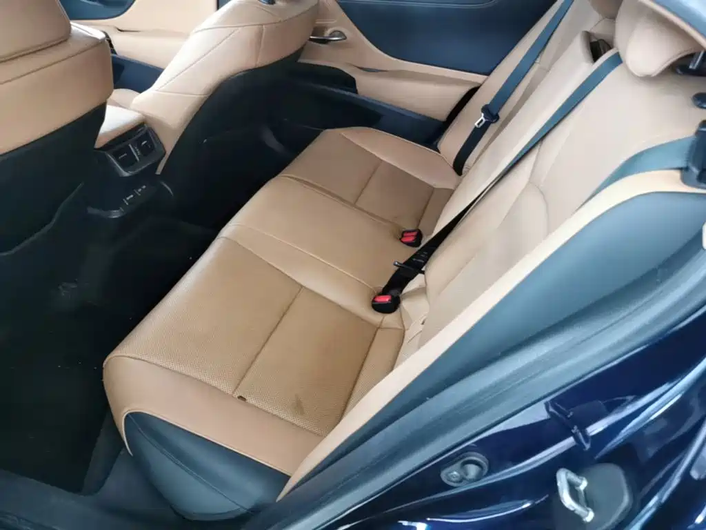 Lexus ES — миниатюра 17