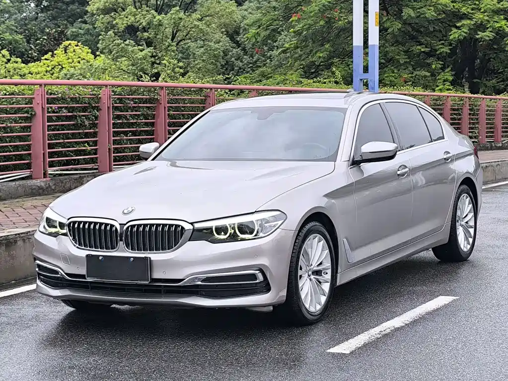 Купить BMW 5 Series