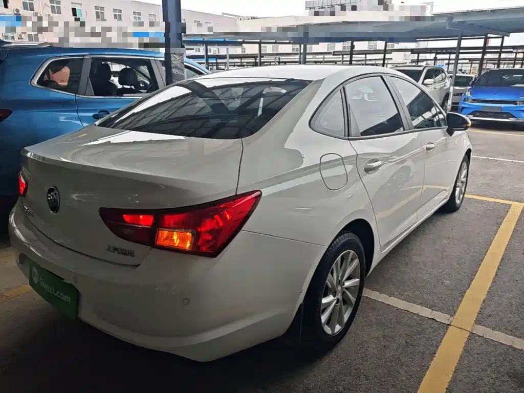Buick Verano — миниатюра 7