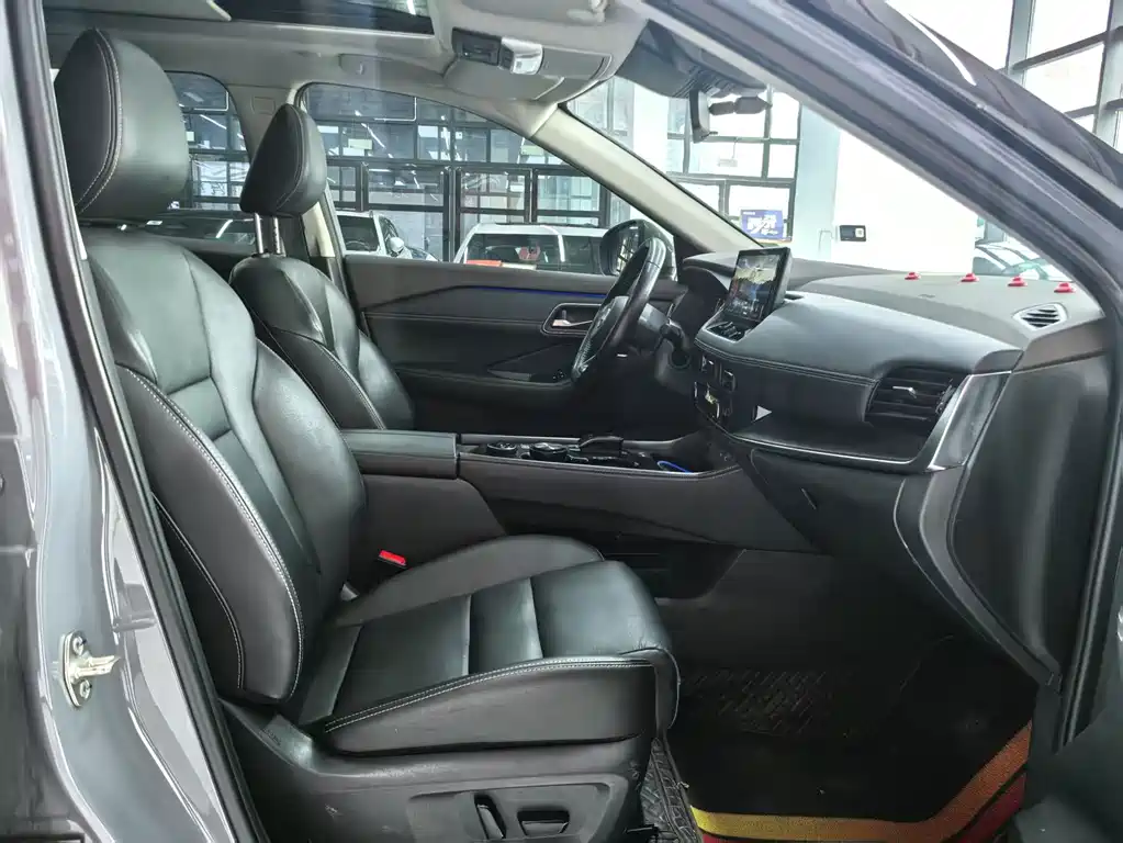 Nissan X-Trail — миниатюра 9