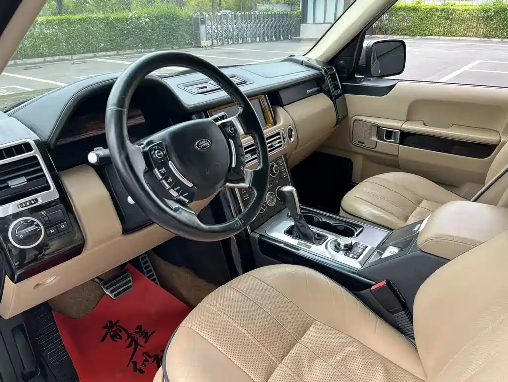 Land Rover Range Rover — миниатюра 5