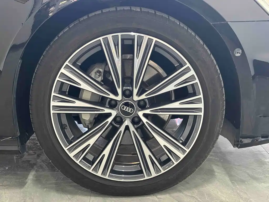 Audi A6L — миниатюра 14