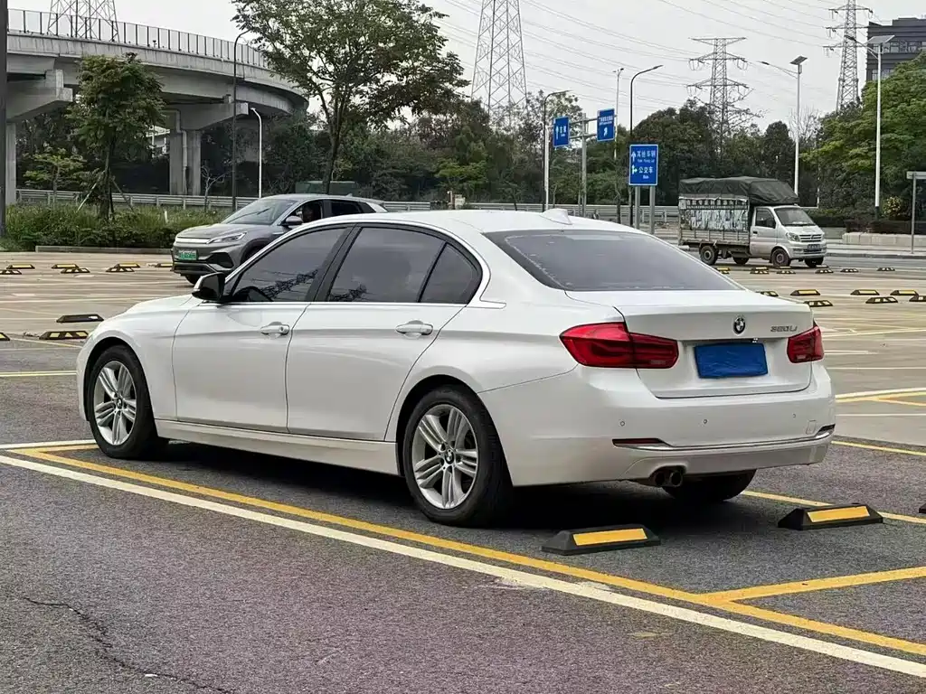 BMW 3 Series — миниатюра 9