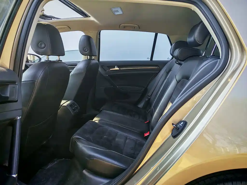 Volkswagen Golf — миниатюра 8