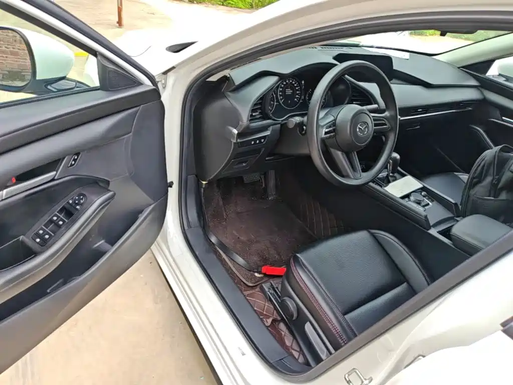 Mazda 3 Axela — миниатюра 16