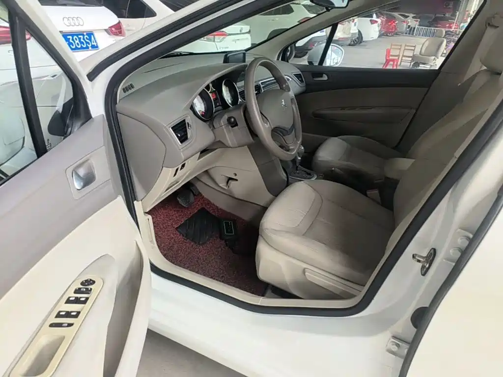 Peugeot 308 — миниатюра 16