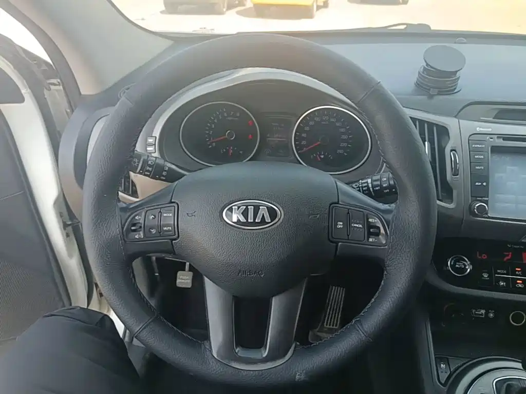 Kia Sportage — миниатюра 11