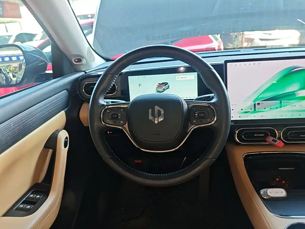 Leapmotor Leapmotor C11 — миниатюра 11
