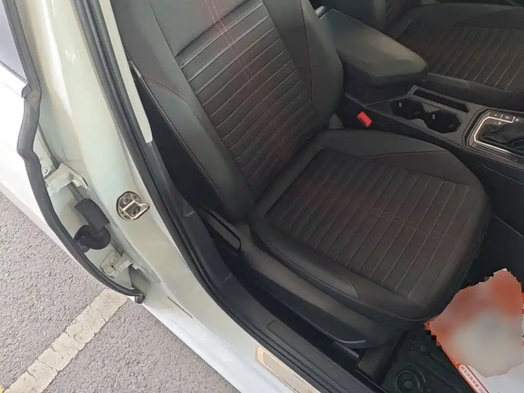 Volkswagen Lavida — миниатюра 25