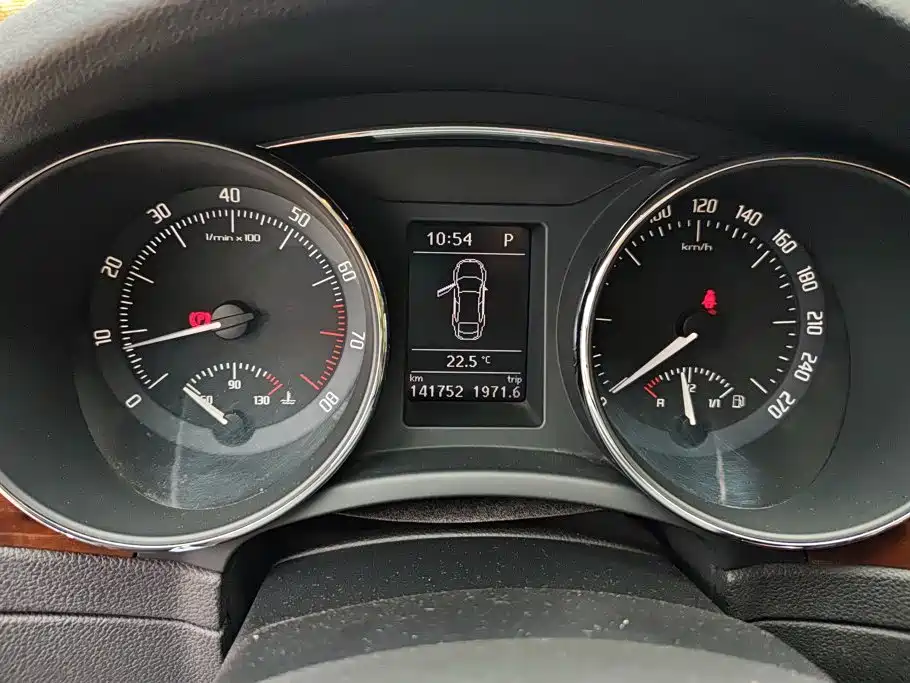 Skoda Superb — миниатюра 14