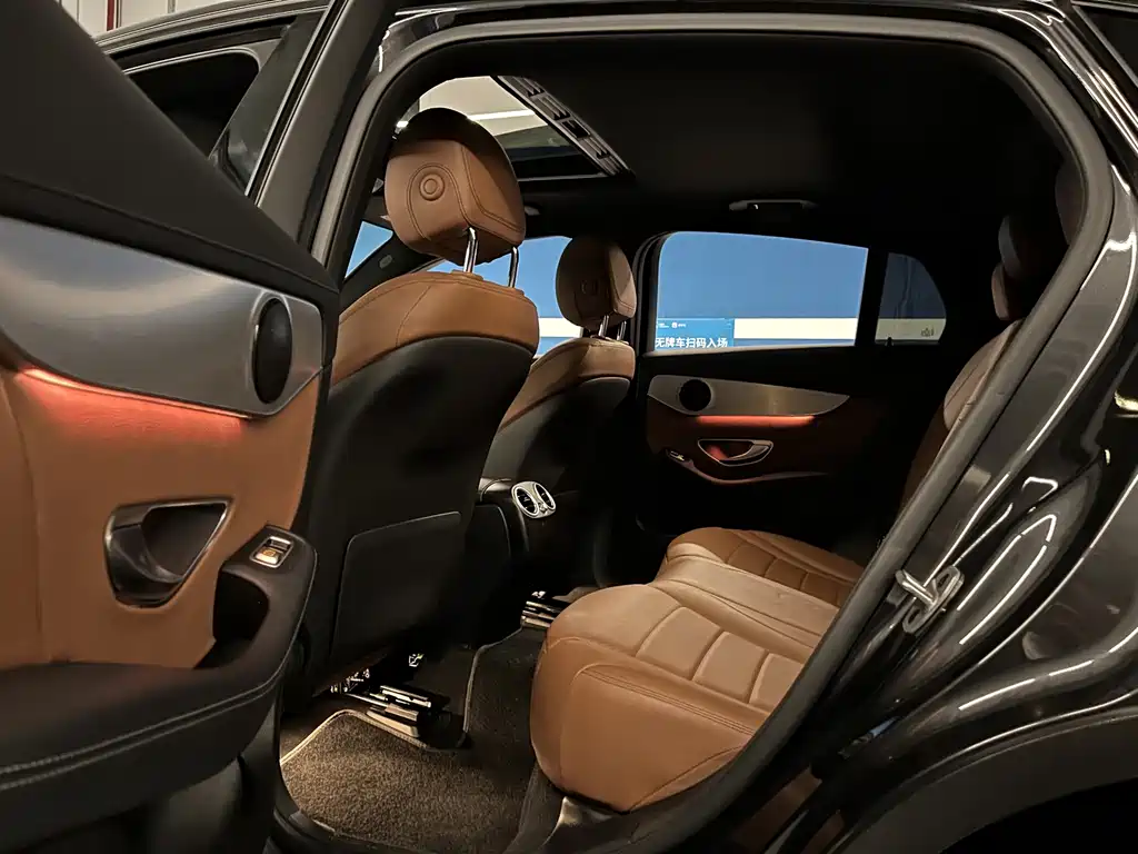 Mercedes-Benz GLC Coupe — миниатюра 11