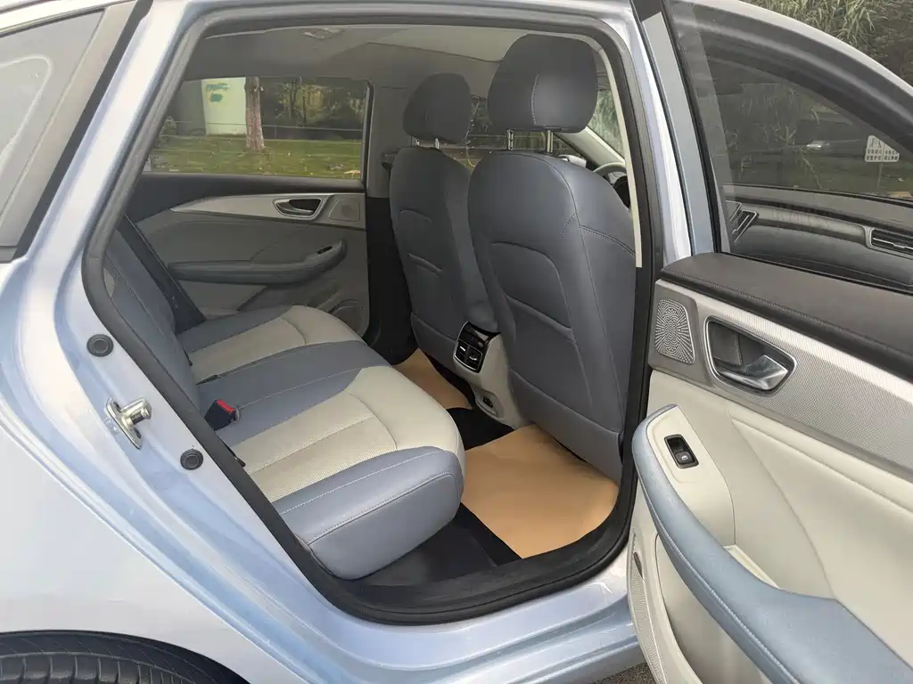 Roewe Feifan ER6 — миниатюра 8