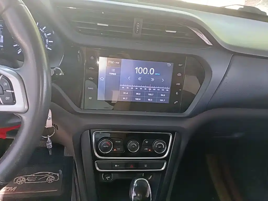 Chery Tiggo 3 — миниатюра 13