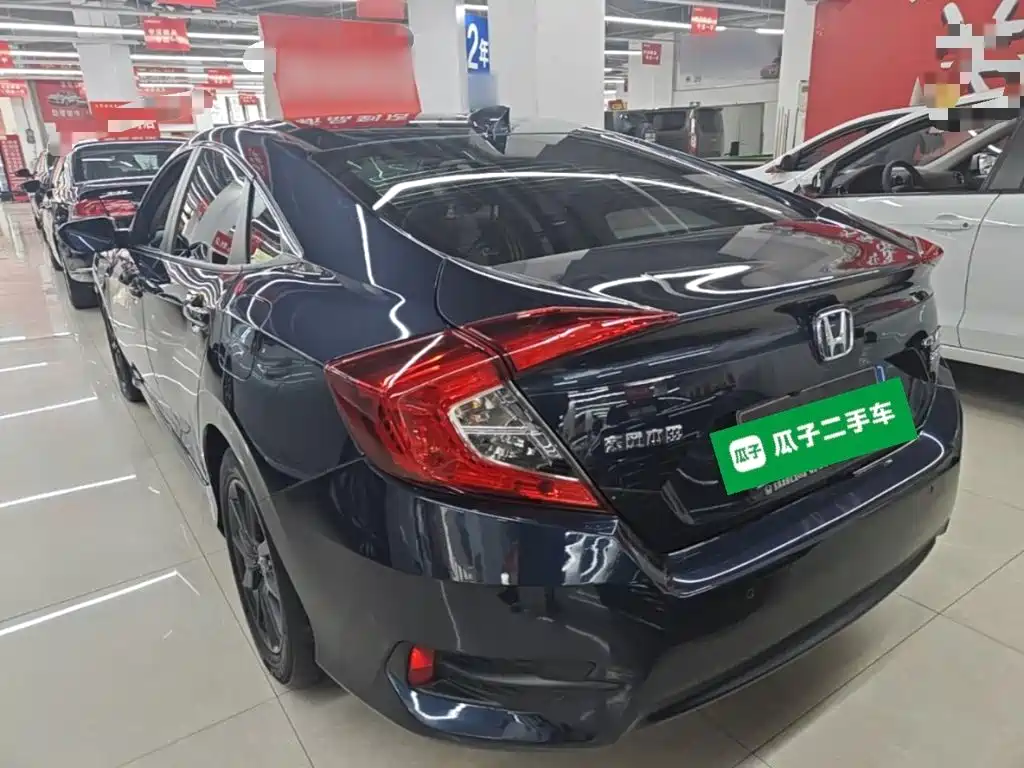 Honda Civic — миниатюра 5