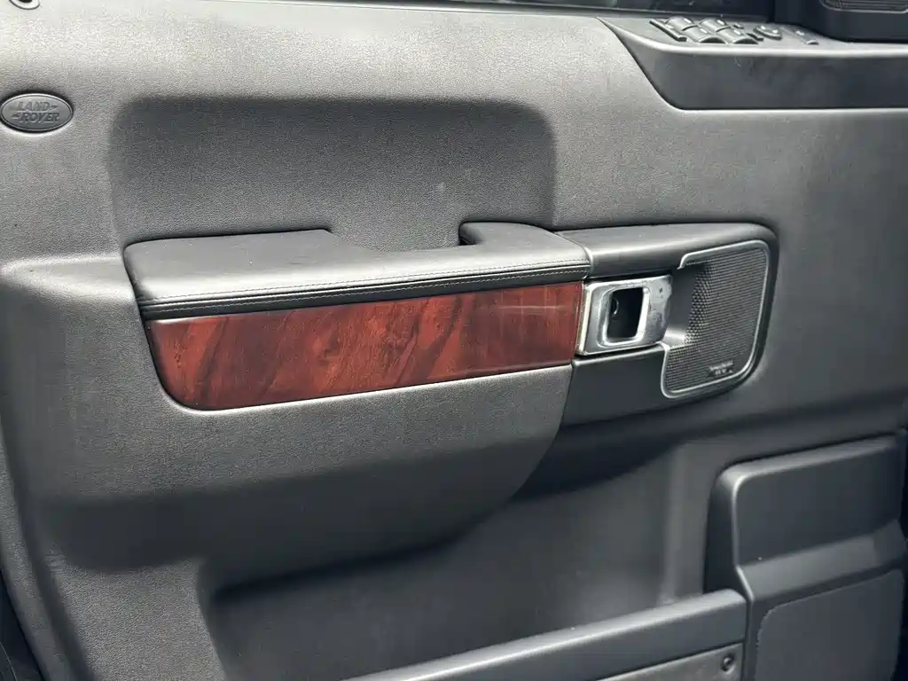 Land Rover Range Rover — миниатюра 12
