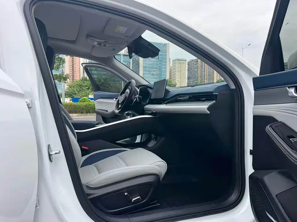 Geely Xingrui — миниатюра 8