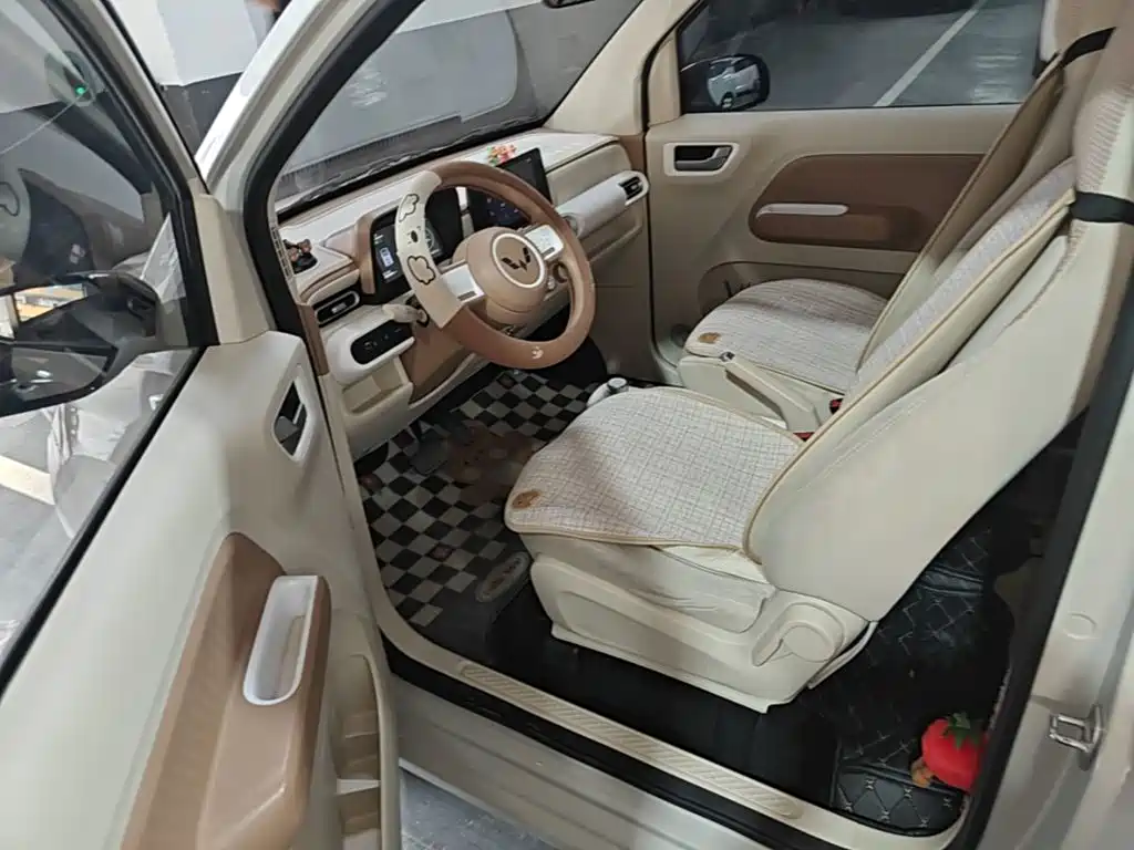Wuling MINIEV — миниатюра 16