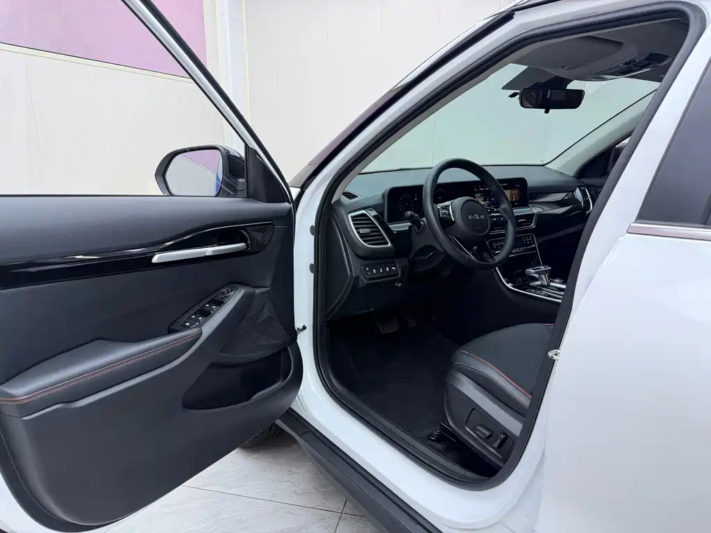 Kia Seltos — миниатюра 7