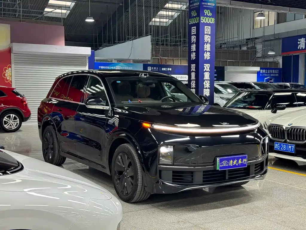 Li Auto Li L8 — миниатюра 3