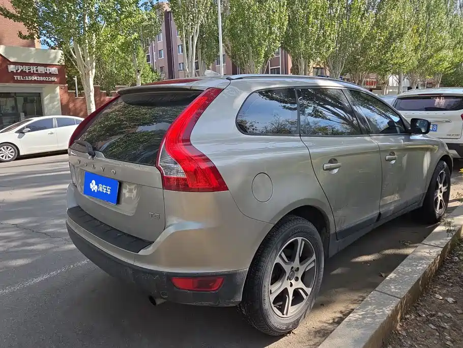 Volvo XC60 (Import) — миниатюра 3
