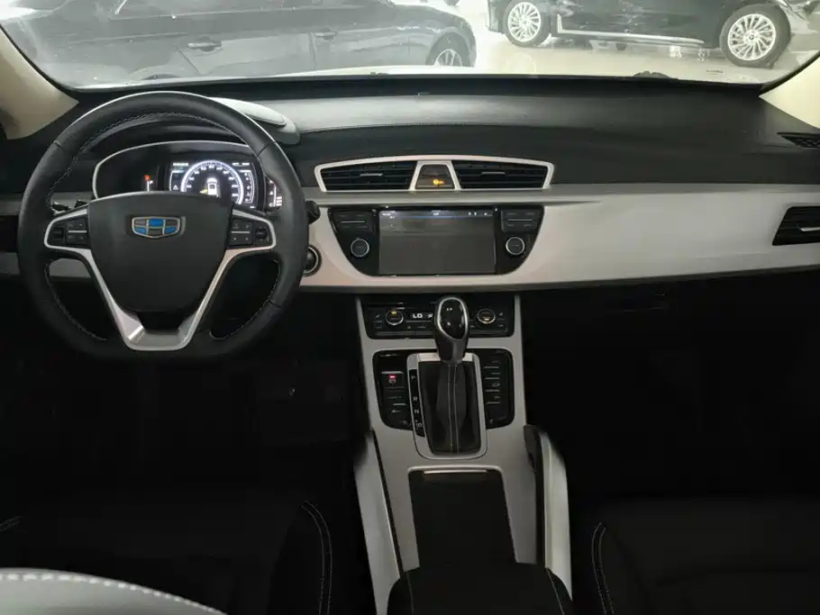 Geely Boyue — миниатюра 12