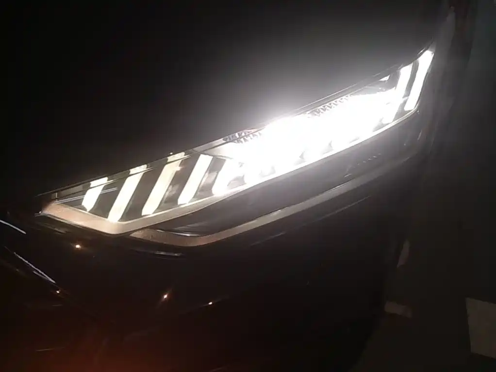Audi A7L — миниатюра 24