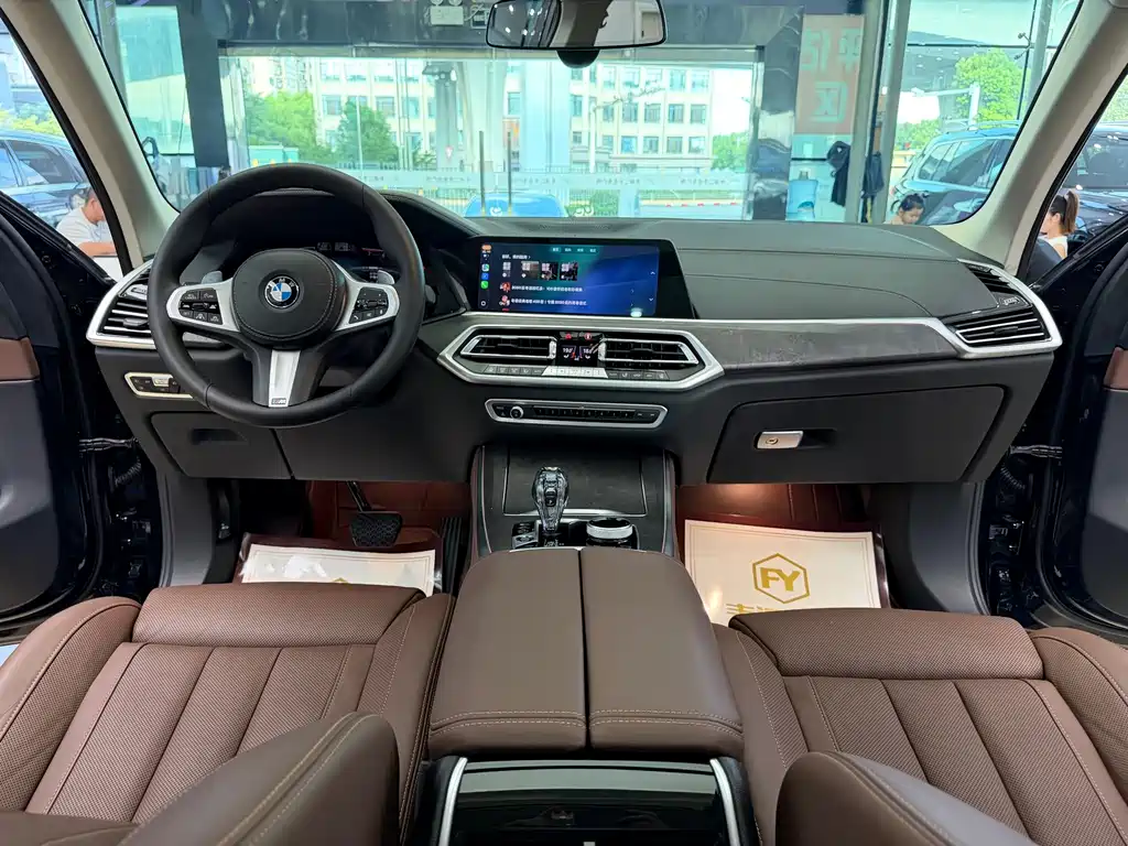 BMW X5 (Import) — миниатюра 13