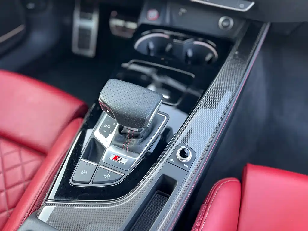 Audi S4 — миниатюра 11