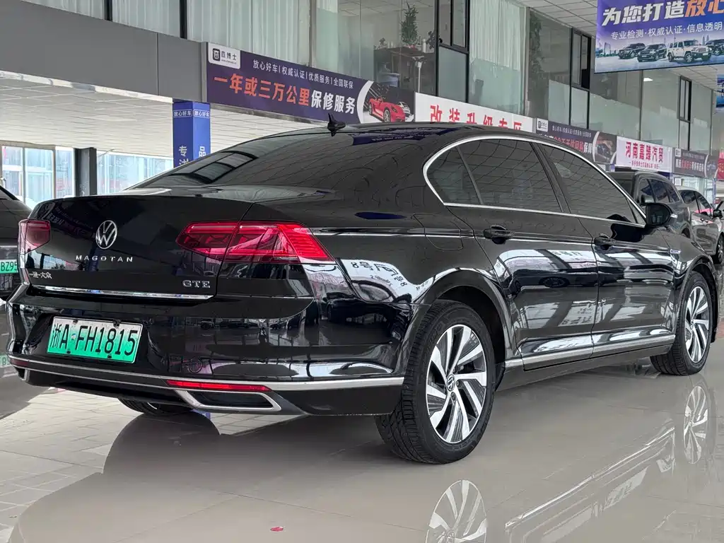 Volkswagen Magotan PHEV — миниатюра 6