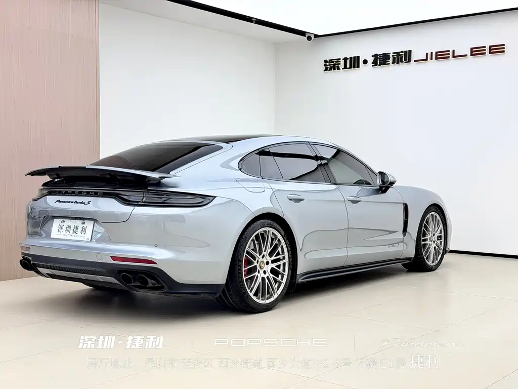 Porsche Panamera — миниатюра 5
