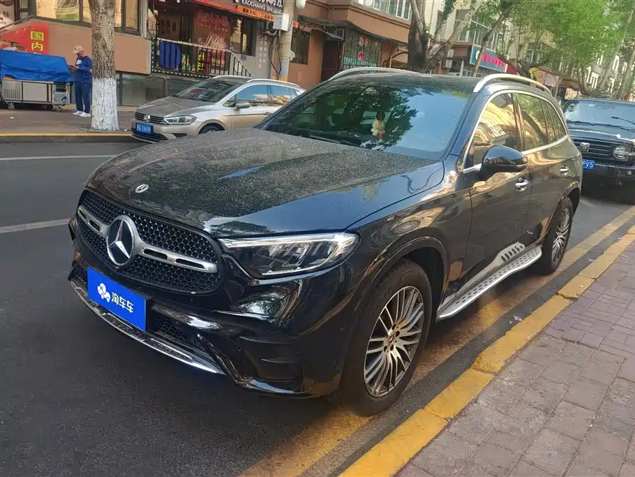 Mercedes-Benz GLC 2025
