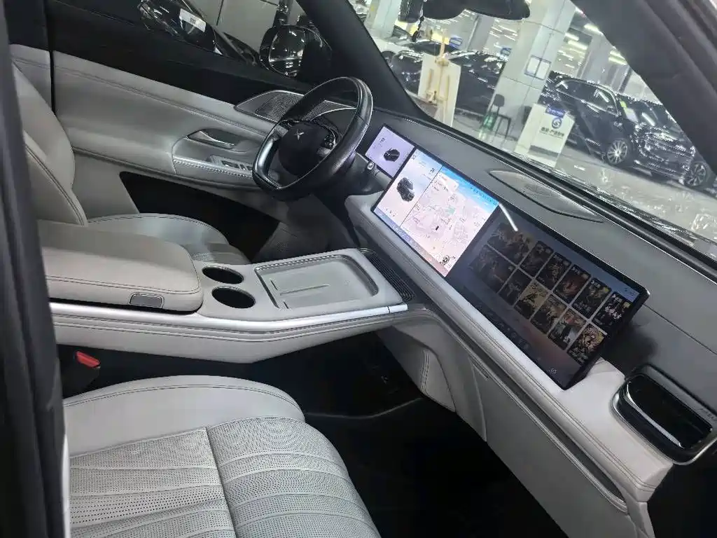 XPeng G9 — миниатюра 6