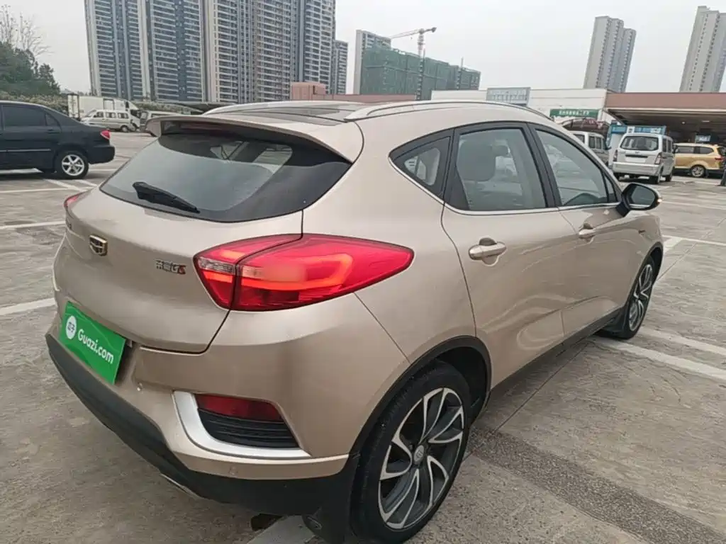 Geely Emgrand GS — миниатюра 7