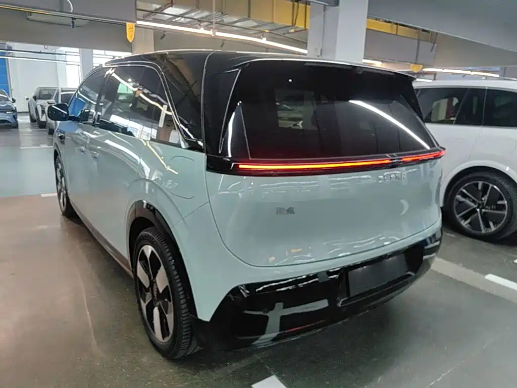 Zeekr Mix 2025 Smart Drive